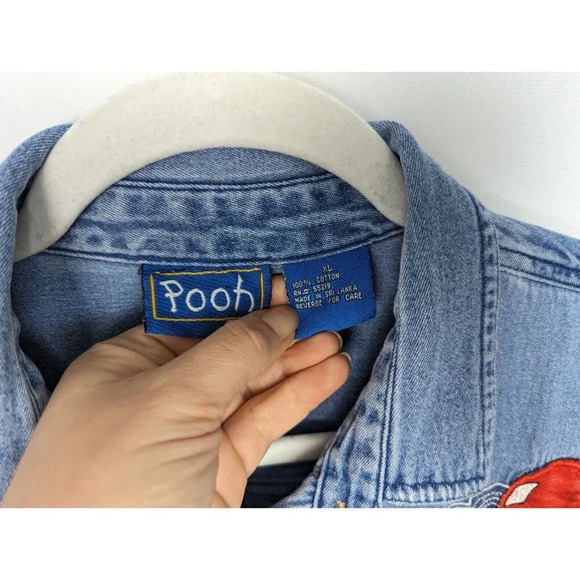 Disney VTG Y2K XL Winnie The Pooh Embroidered Chambray Denim Button Up Shirt Top - Picture 7 of 8